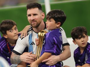 El dorsal 10 domina los Balones de Oro en los Mundiales
