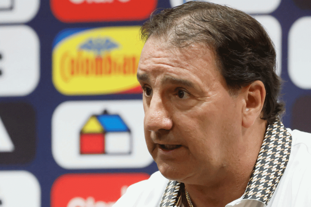 Lorenzo convoca a Colombia por "rendimiento actual" en 2026