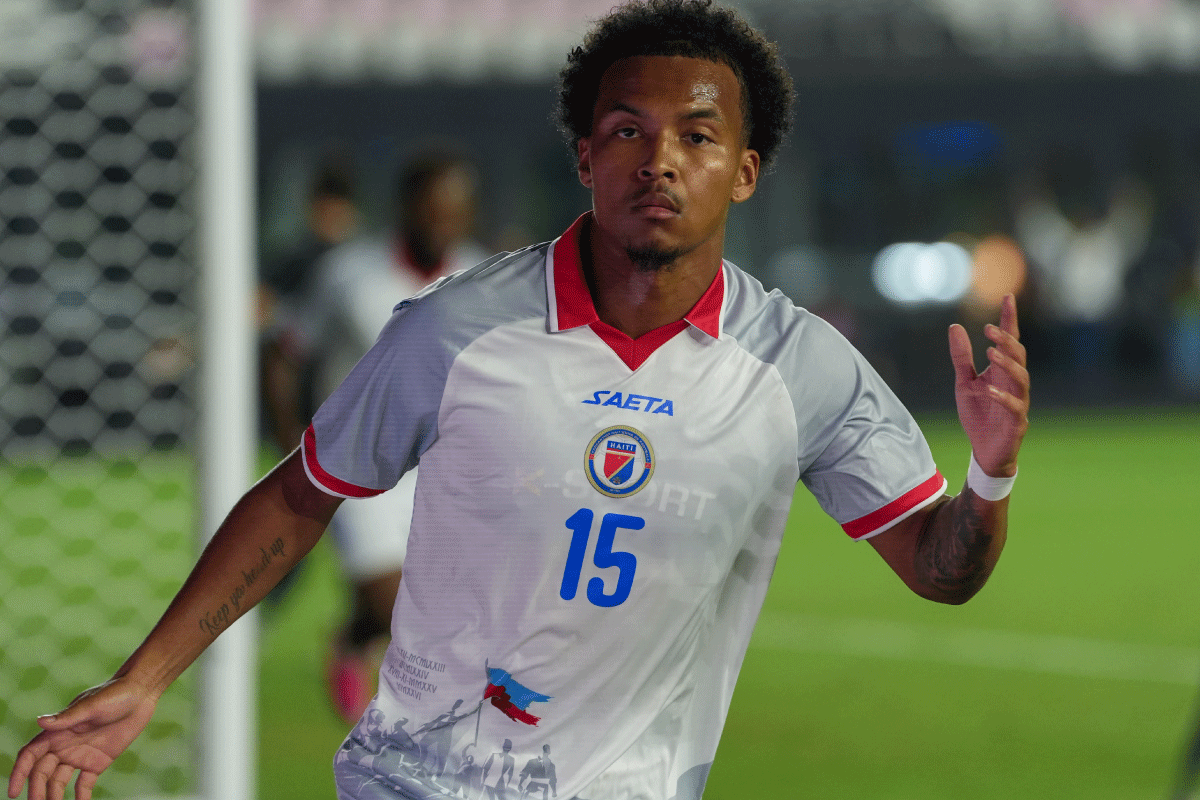 La FIFA y las camisetas prohibidas: el caso de Haití y otros polémicos